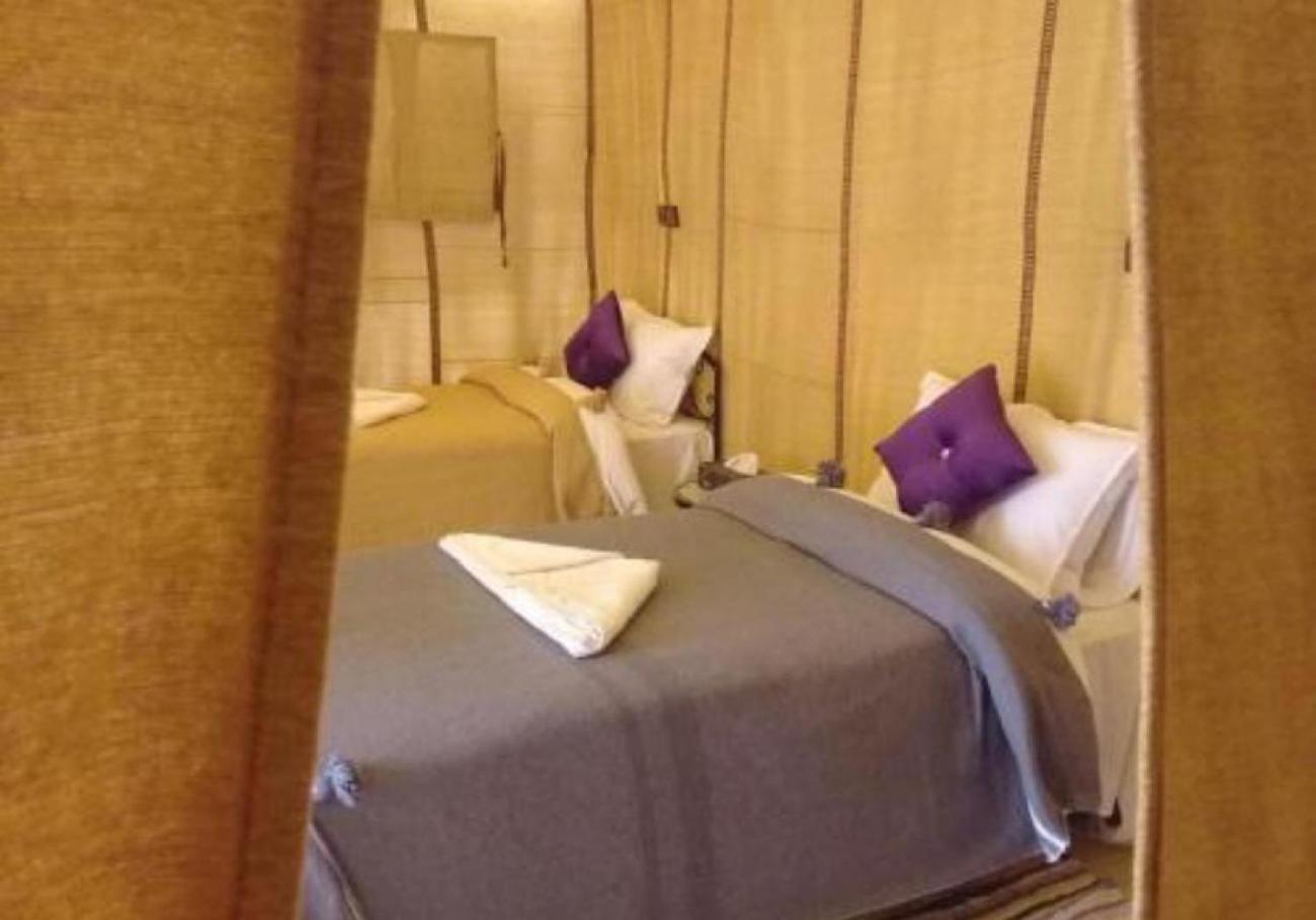 梅尔祖卡 Sahara Traveling Camp酒店 外观 照片