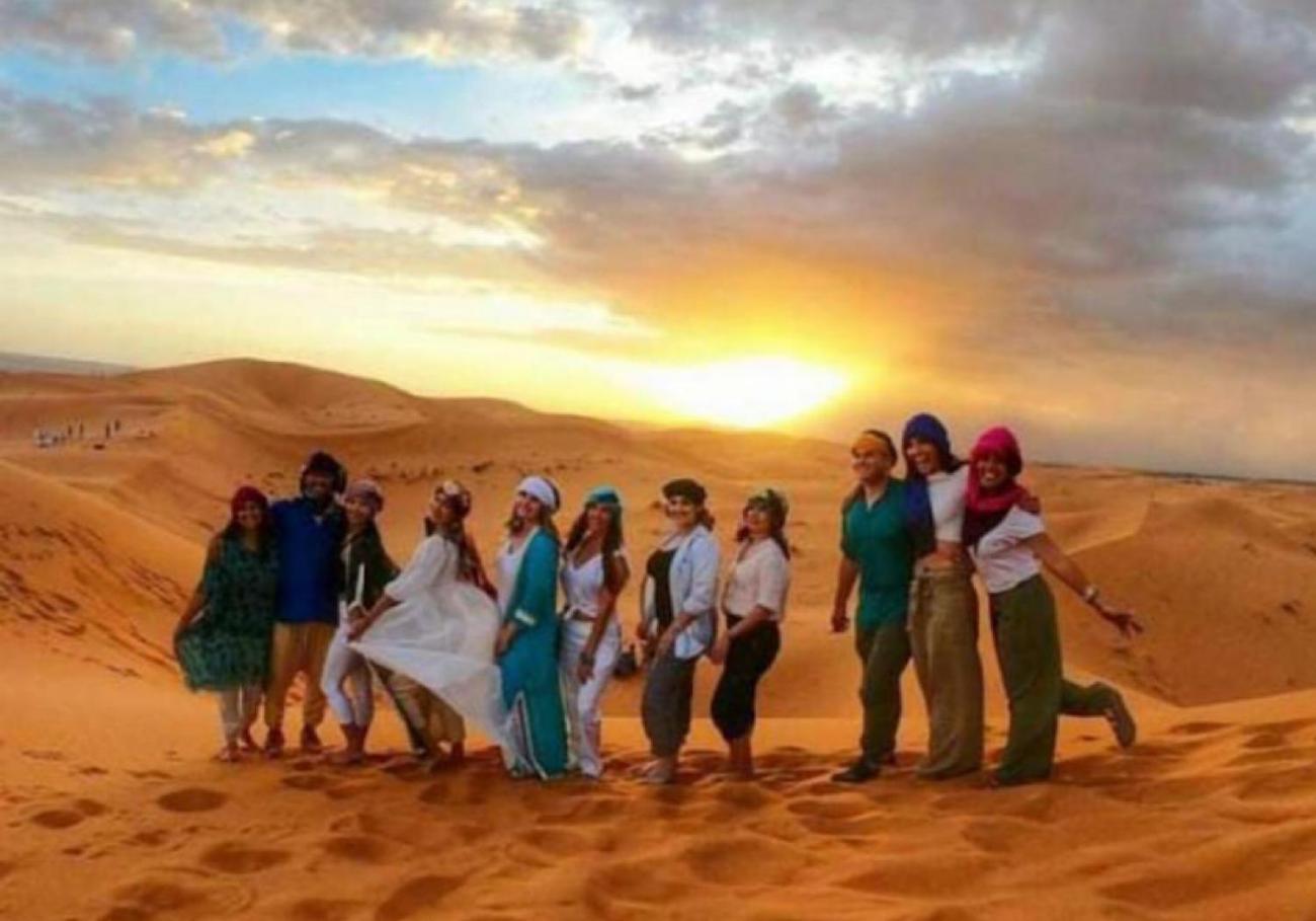梅尔祖卡 Sahara Traveling Camp酒店 外观 照片