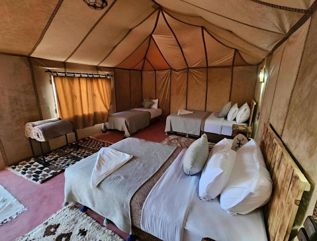 梅尔祖卡 Sahara Traveling Camp酒店 外观 照片