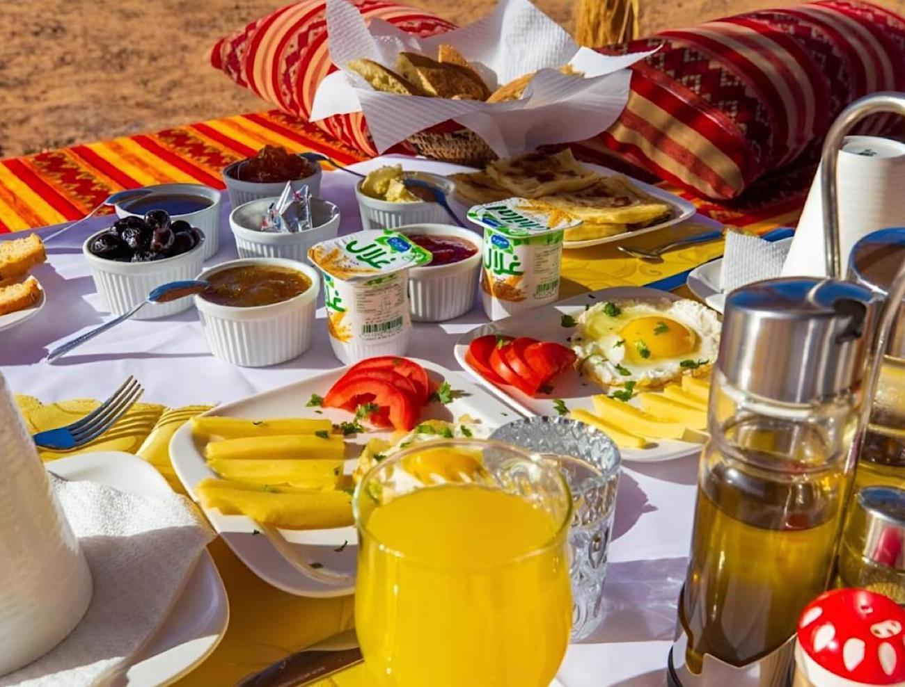 梅尔祖卡 Sahara Traveling Camp酒店 外观 照片