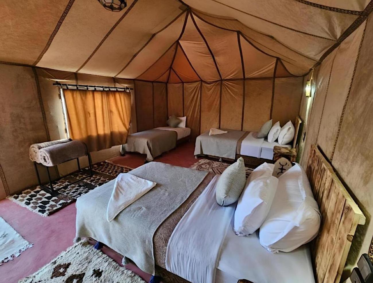梅尔祖卡 Sahara Traveling Camp酒店 外观 照片