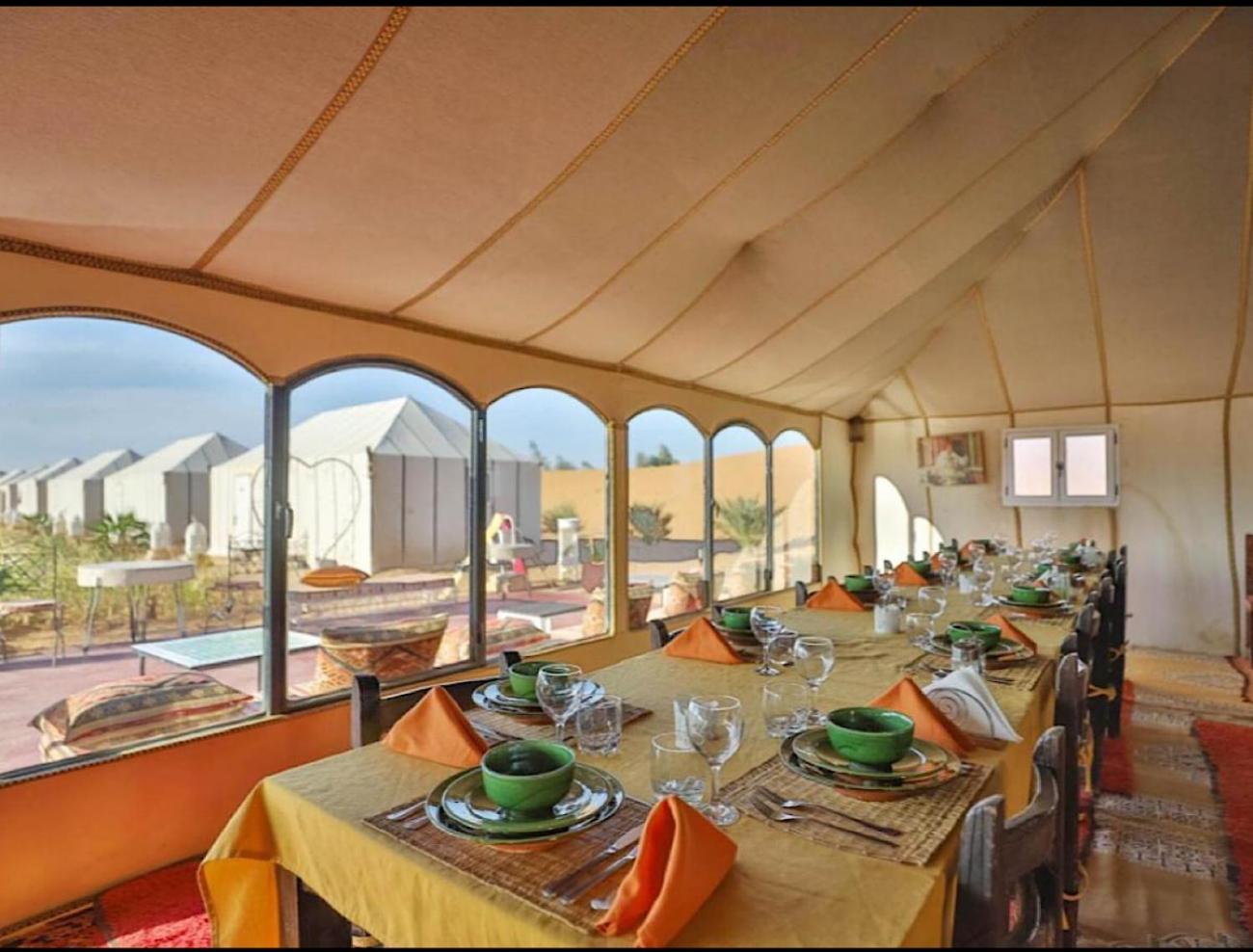 梅尔祖卡 Sahara Traveling Camp酒店 外观 照片